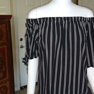 Lovemood Black and White Pin Stripped Blouse
